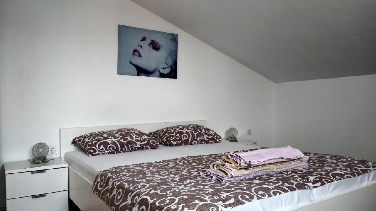 Premium Apartments Adore ノヴァリャ エクステリア 写真