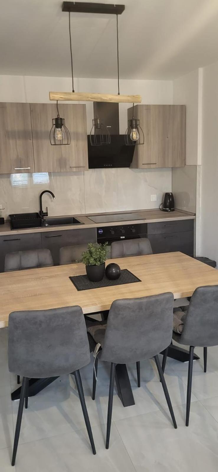 Premium Apartments Adore ノヴァリャ エクステリア 写真